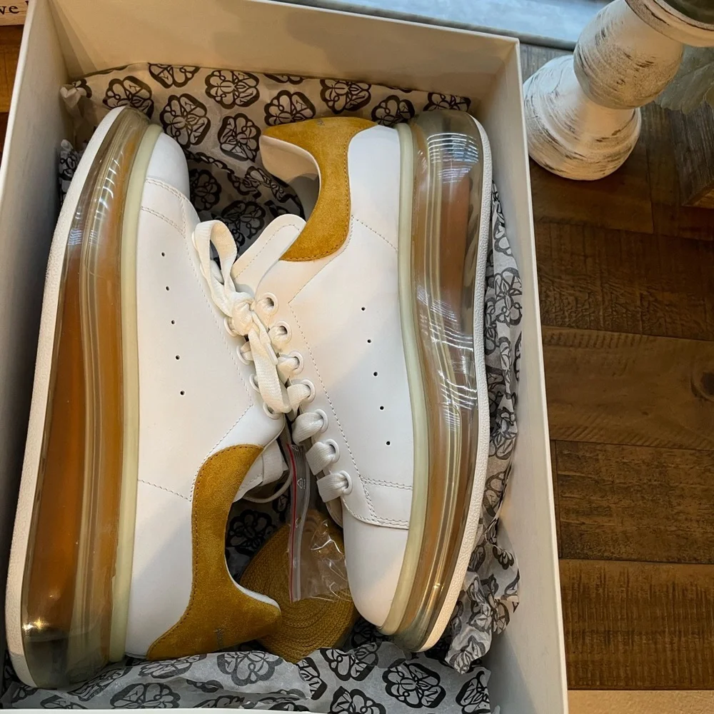 Alexander McQueen Oversized White & Mineral Yellow Gel Sole Sneakers - Picture 4 of 11